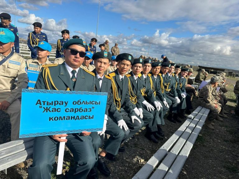 Атыраулық оқушылар республикалық сайыста топ жарды